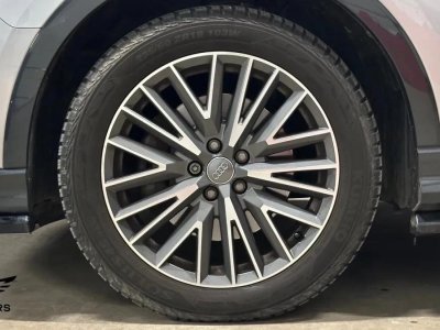 Audi Q3 20 45 TFSI 230 CV DESIGN LUXE QUATTRO S-TRONIC BVA   - 7