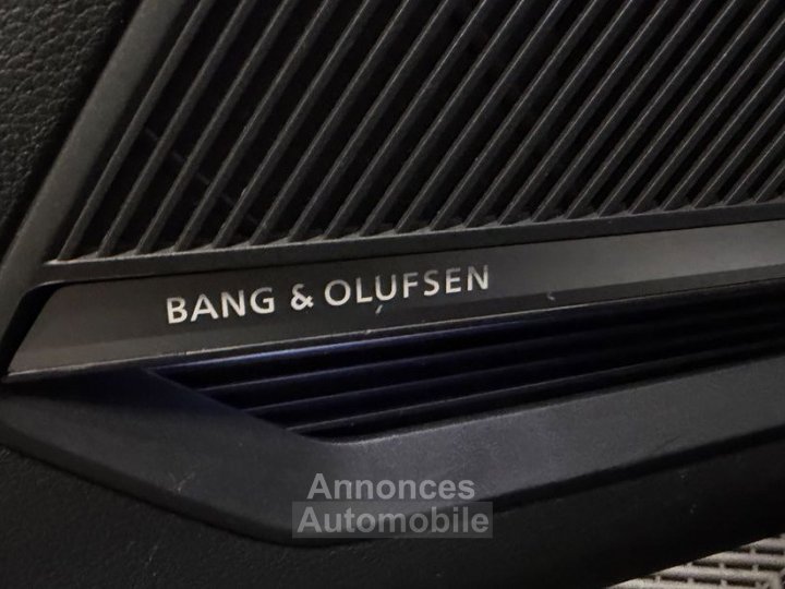 Audi Q2 14 35 tfsi cod 150 s-line s-tronic bva carplay bang & olufsen - 10