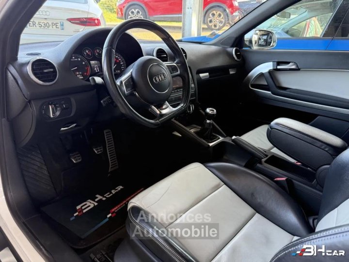 Audi S3 20 TFSI 265 QUATTRO - 11