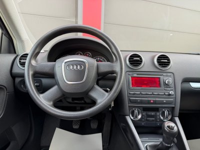 Audi A3 Sportback 20 TDI 140 DPF Attraction - 14