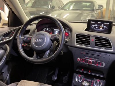 Audi Q3 20 TDI 140 CV AMBIENTE   - 16