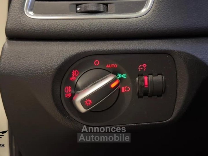 Audi Q3 20 TDI 140 CV AMBIENTE - 21