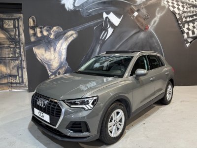 Audi Q3 14 TFSi 150ch Business Line Toit ouvrant / premi&egrave;re main origine France   - 2