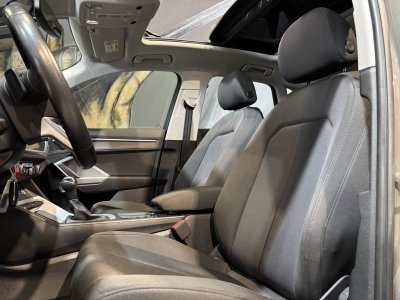 Audi Q3 14 TFSi 150ch Business Line Toit ouvrant / premi&egrave;re main origine France   - 9