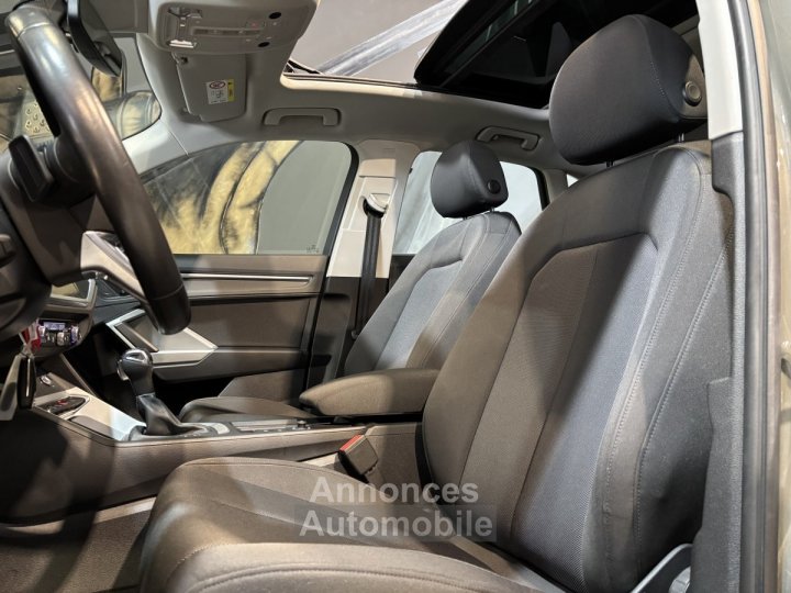 Audi Q3 14 TFSi 150ch Business Line Toit ouvrant / premi&egrave;re main origine France - 9