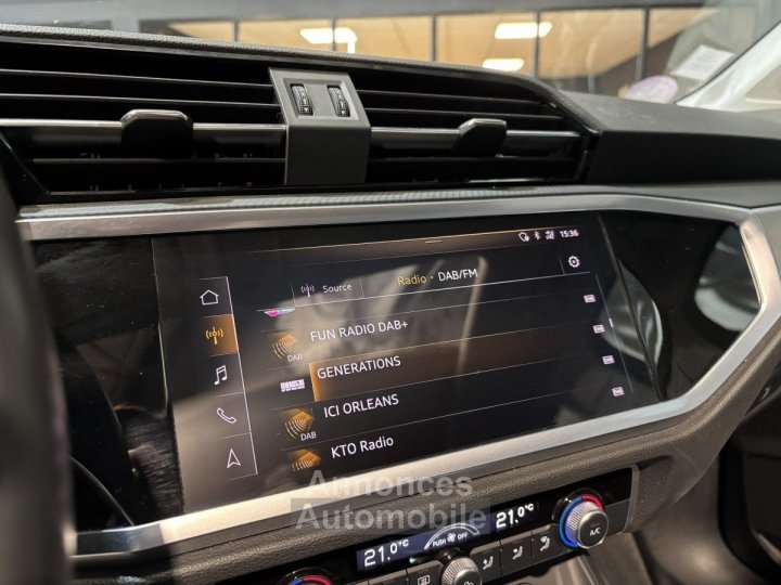 Audi Q3 14 TFSi 150ch Business Line Toit ouvrant / premi&egrave;re main origine France - 22