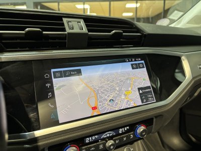 Audi Q3 14 TFSi 150ch Business Line Toit ouvrant / premi&egrave;re main origine France   - 24