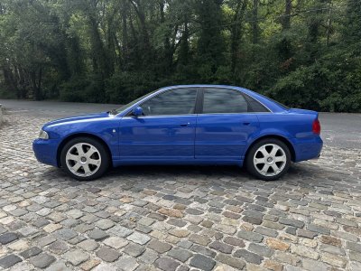 Audi A4 S4 B5 V6 27l 265ch   - 2