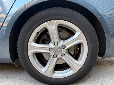 Audi A4 avant 20 40 tdi 190ch quattro s-tronic 7 2&egrave;me main si&egrave;ges chauffants   - 18