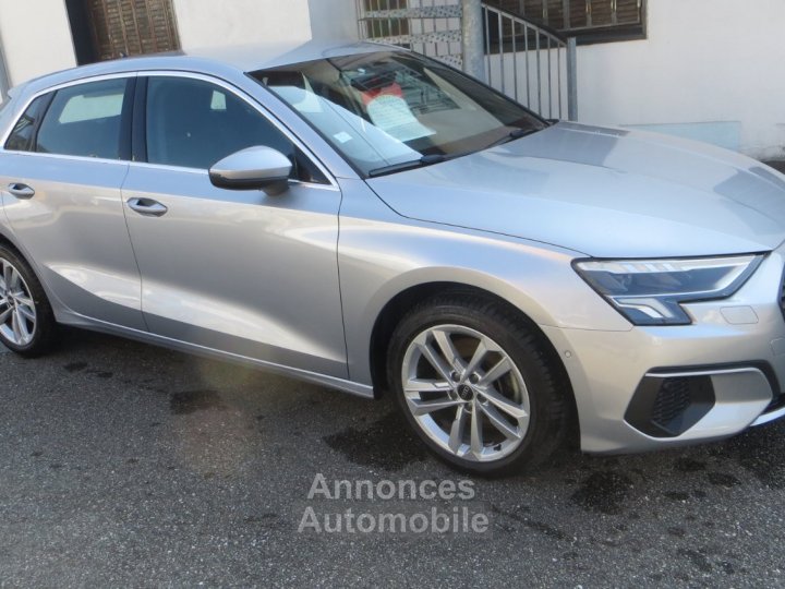 Audi A3 Sportback 20 TDI 116CV business line - 1