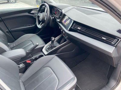 Audi A1 Sportback 35 TFSI 150 S-Tronic DESIGN LUXE CUIR Cam&eacute;ra 1&deg;Main   - 17