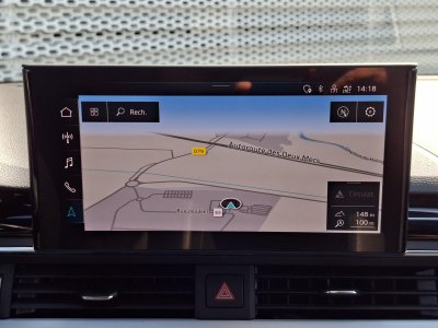 Audi A4 AVANT Avant 35 TFSI 150 S tronic 7 S line   - 21