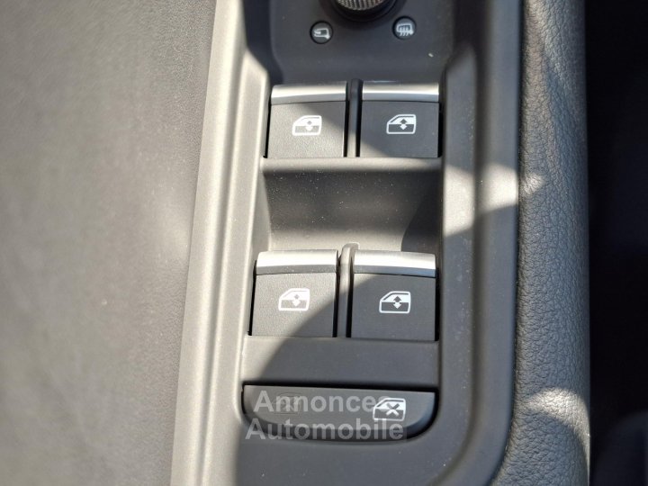 Audi A4 AVANT Avant 35 TFSI 150 S tronic 7 S line - 25