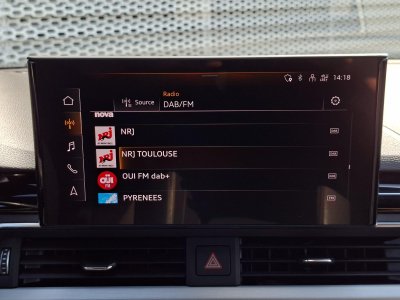 Audi A4 AVANT Avant 35 TFSI 150 S tronic 7 S line   - 34