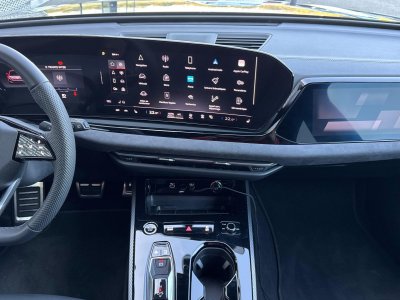 Audi A5 AVANT Avant TDI Hybride 204 ch S tronic 7 S line   - 15