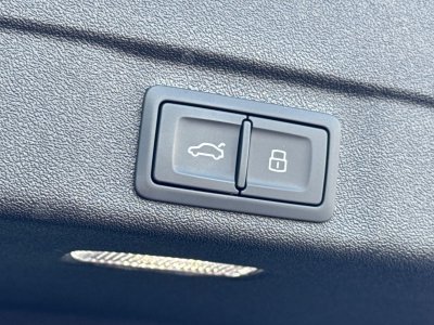 Audi A5 AVANT Avant TDI Hybride 204 ch S tronic 7 S line   - 23