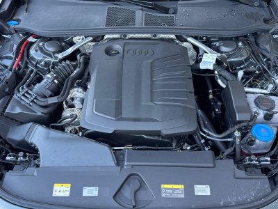 Audi A5 AVANT Avant TDI Hybride 204 ch S tronic 7 S line   - 24