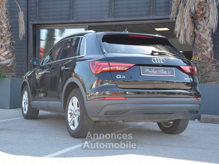 Audi Q3 35 TFSI Design S-tronic 7 - 8