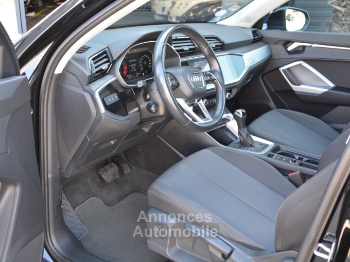 Audi Q3 35 TFSI Design S-tronic 7 - 12