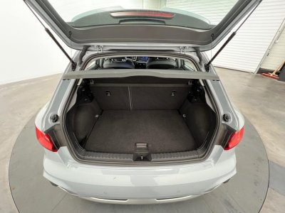 Audi A1 CITYCARVER 35 TFSI 150 ch S tronic 7 Design Luxe   - 12