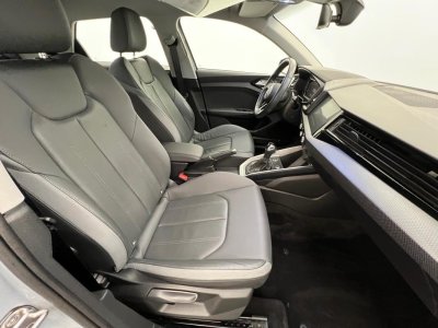 Audi A1 CITYCARVER 35 TFSI 150 ch S tronic 7 Design Luxe   - 13