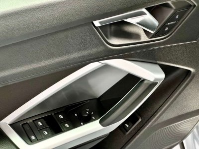 Audi Q3 35 TFSI 1,5 150cv S Tronic PACKSPORT   - 23