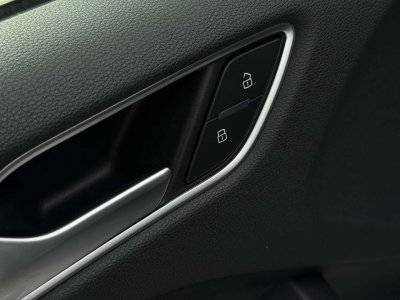 Audi A3 limousine-10tfsi-sport-airco-cruise-led-bluetooth   - 17