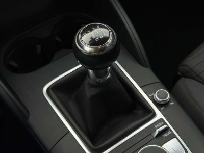 Audi A3 limousine-10tfsi-sport-airco-cruise-led-bluetooth   - 33