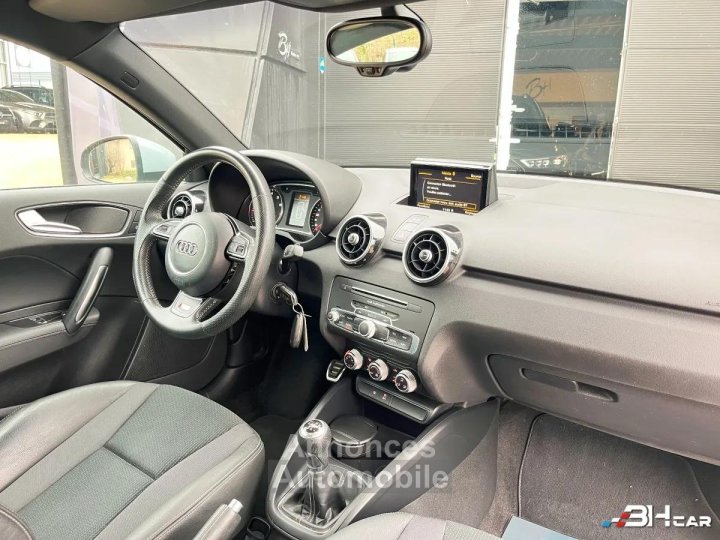 Audi A1 10 TFSI ULTRA 95 S-LINE BVM - LED - SUIVI COMPLET - REVISEE - 18