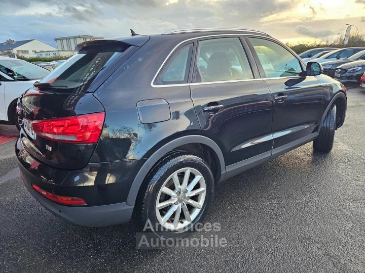 Audi Q3 20 tdi - 6