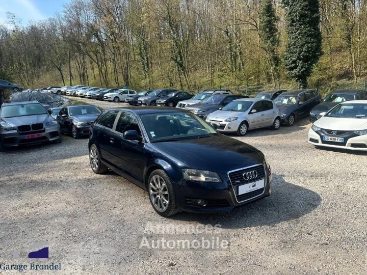 Audi A3 20 TDi 170cv Quattro Limited Edition 1&egrave;re Main - 7