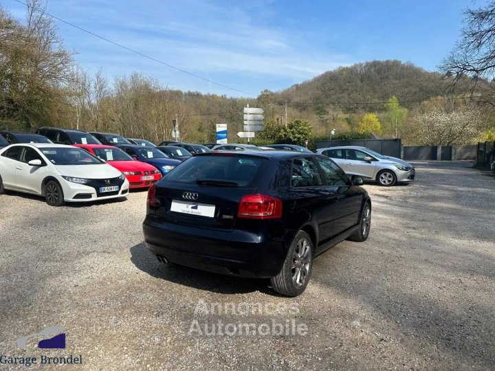 Audi A3 20 TDi 170cv Quattro Limited Edition 1&egrave;re Main - 8