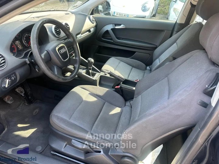 Audi A3 20 TDi 170cv Quattro Limited Edition 1&egrave;re Main - 10