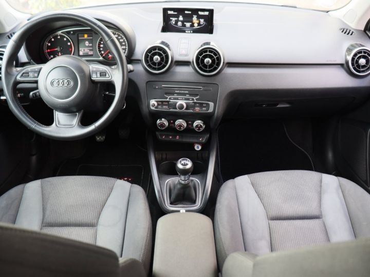 Audi A1 Sportback 10 TFSI ultra 95 Ambiente BVM5 (Feux LED, Radars, Sièges chauffants) - 10