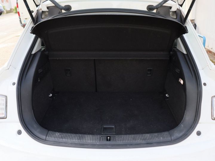 Audi A1 Sportback 10 TFSI ultra 95 Ambiente BVM5 (Feux LED, Radars, Sièges chauffants) - 19
