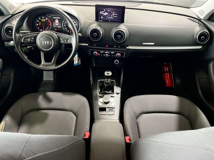 Audi A3 SEDAN 10 TFSI 1ERPRO GPS PDC CRUISE JANTES ETC - 12