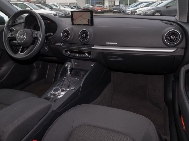 Audi A3 Sportback 35 TFSI 150 Ch Xenon Navi Virtuel / 75 - 4