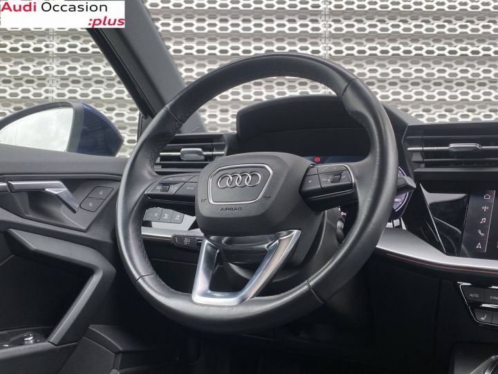 Audi A3 Sportback 35 TFSI Mild Hybrid 150 S tronic 7 Design Luxe - 9