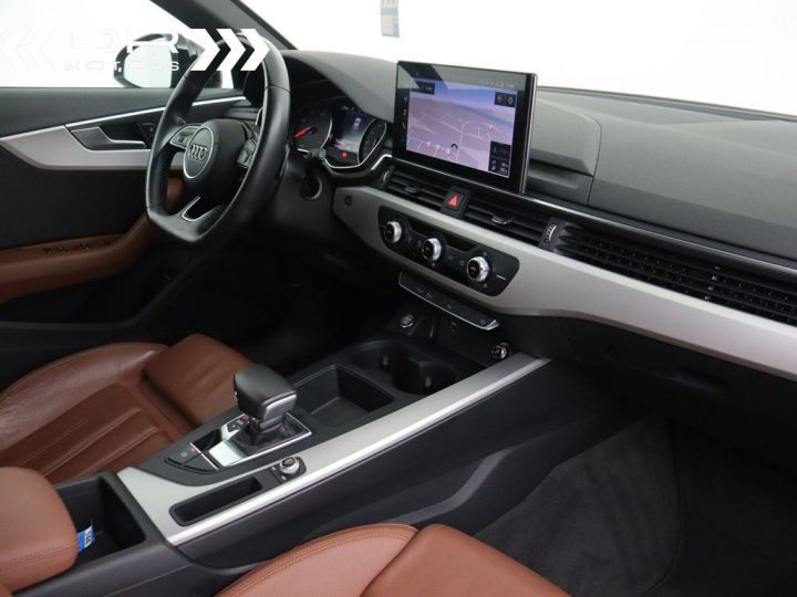 Audi A4 30TDI S-TRONIC S LINE - NAVIGATIE LEDER ALU 18&quot; - 15