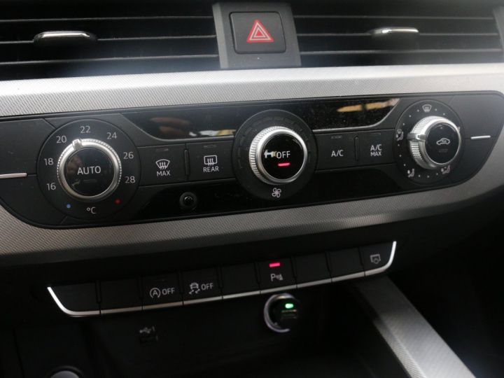 Audi A4 Avant 20 TDI 150 Business Line S-Tronic (Virtual Cockpit, Apple CarPlay, Bluetooth) - 13