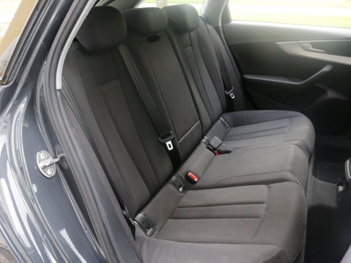Audi A4 Avant 20 TDI 150 Business Line S-Tronic (Virtual Cockpit, Apple CarPlay, Bluetooth) - 18