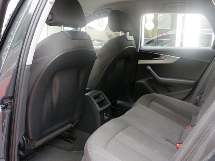 Audi A4 Avant 20 TDI 150 Business Line S-Tronic (Virtual Cockpit, Apple CarPlay, Bluetooth) - 32