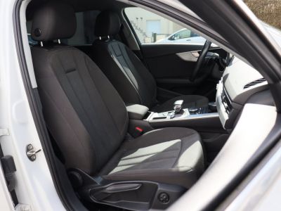Audi A4 Avant 20 TDI 150 Business Line S-Tronic7 (CarPlay,Drive Select,Entretiens Audi)   - 9