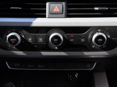 Audi A4 Avant 20 TDI 150 Business Line S-Tronic7 (CarPlay,Drive Select,Entretiens Audi)   - 14