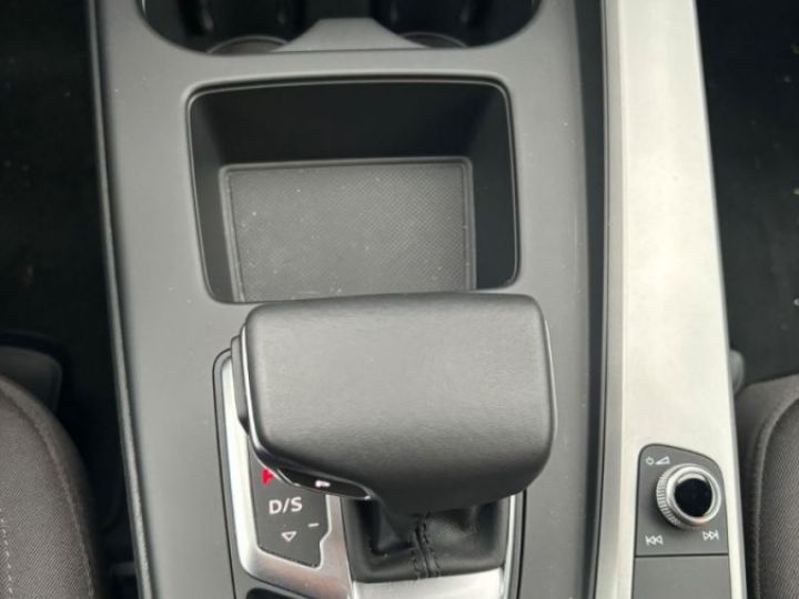 Audi A4 Avant 35 TDI 163 S-TRONIC SPORT DESIGN GPS Caméra Cockpit - 26