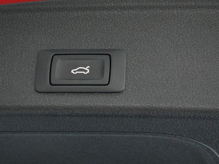 Audi A4 Avant 40 TDI 190 S-Tr Sport 06/2019 - 10