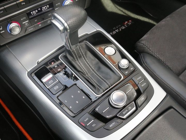 Audi A6 30 TDI V6 245 S-Line Quattro S-Tronic7 (Toit ouvrant, Bose, Sièges chauf) - 14