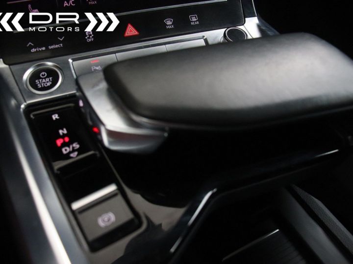 Audi e-tron 50 SPORTBACK QUATTRO - TREKHAAK LEDER LED NAVI - 36