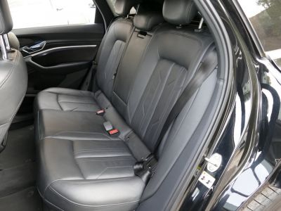 Audi e-tron 55 QUATTRO 408 Ch 300 Kw AVUS TOIT OUVRANT FULL CUIR ELECTRIQUE HIFI BANG   - 16