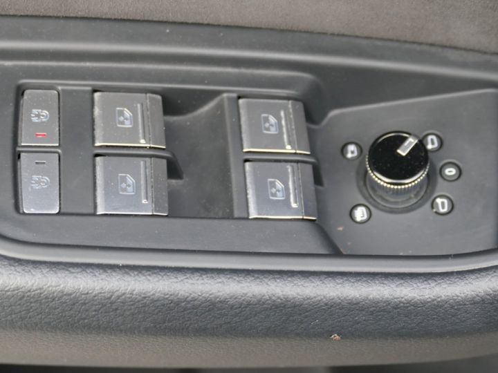 Audi e-tron 55 QUATTRO 408 Ch 300 Kw AVUS TOIT OUVRANT FULL CUIR ELECTRIQUE HIFI BANG - 23